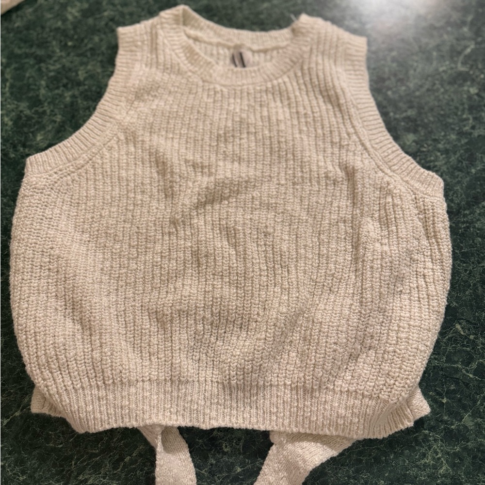 Worthington Cream Knit Sweater Vest with Tie Hem
